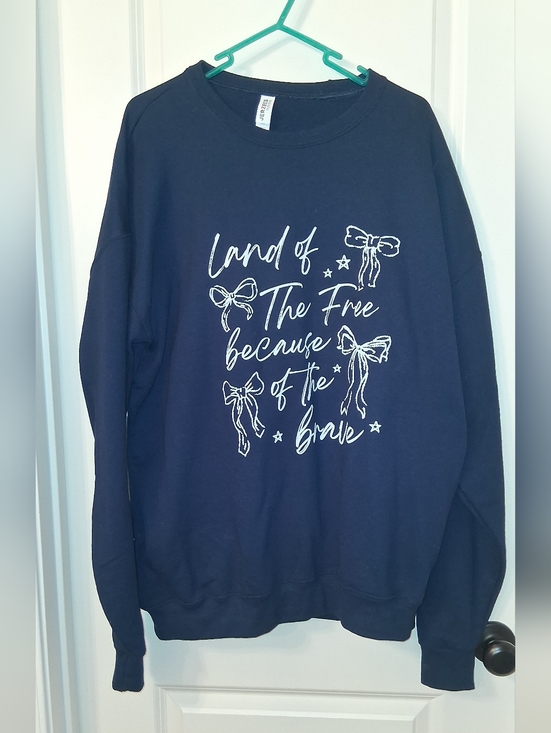 Jerzees Tops - Jerzees Navy Crewneck Sweatshirt with White Patriotic Script